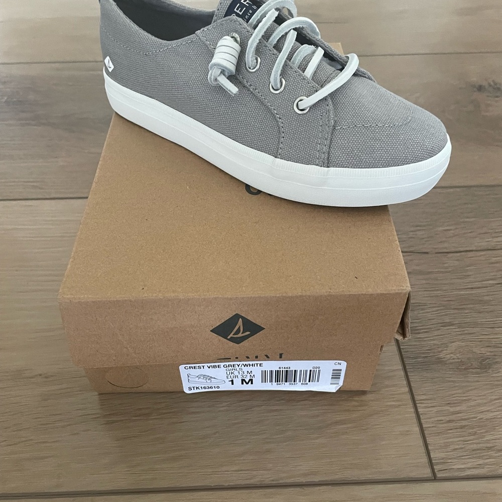 Sperry Girls Creat Vibe Grey/White sz1 *New*